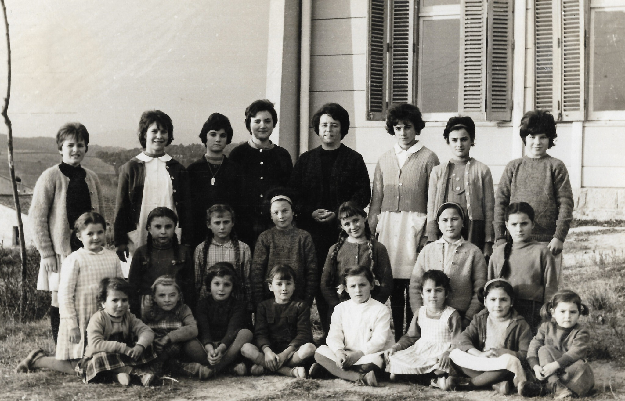 A L’ESCOLA